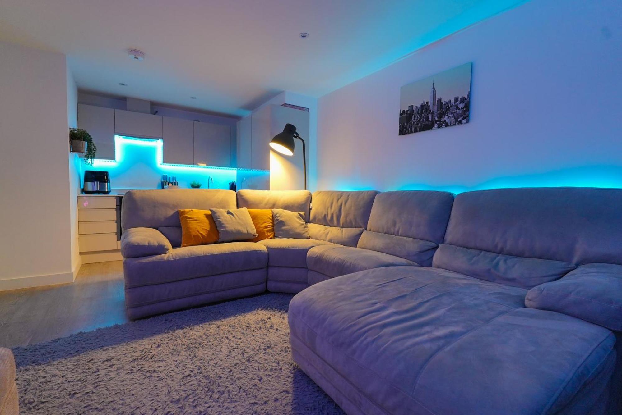 Smart Apartment Close To Watford Atria And Station Екстериор снимка