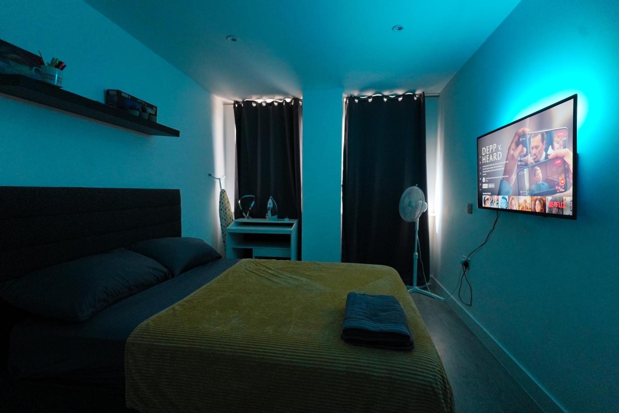 Smart Apartment Close To Watford Atria And Station Екстериор снимка